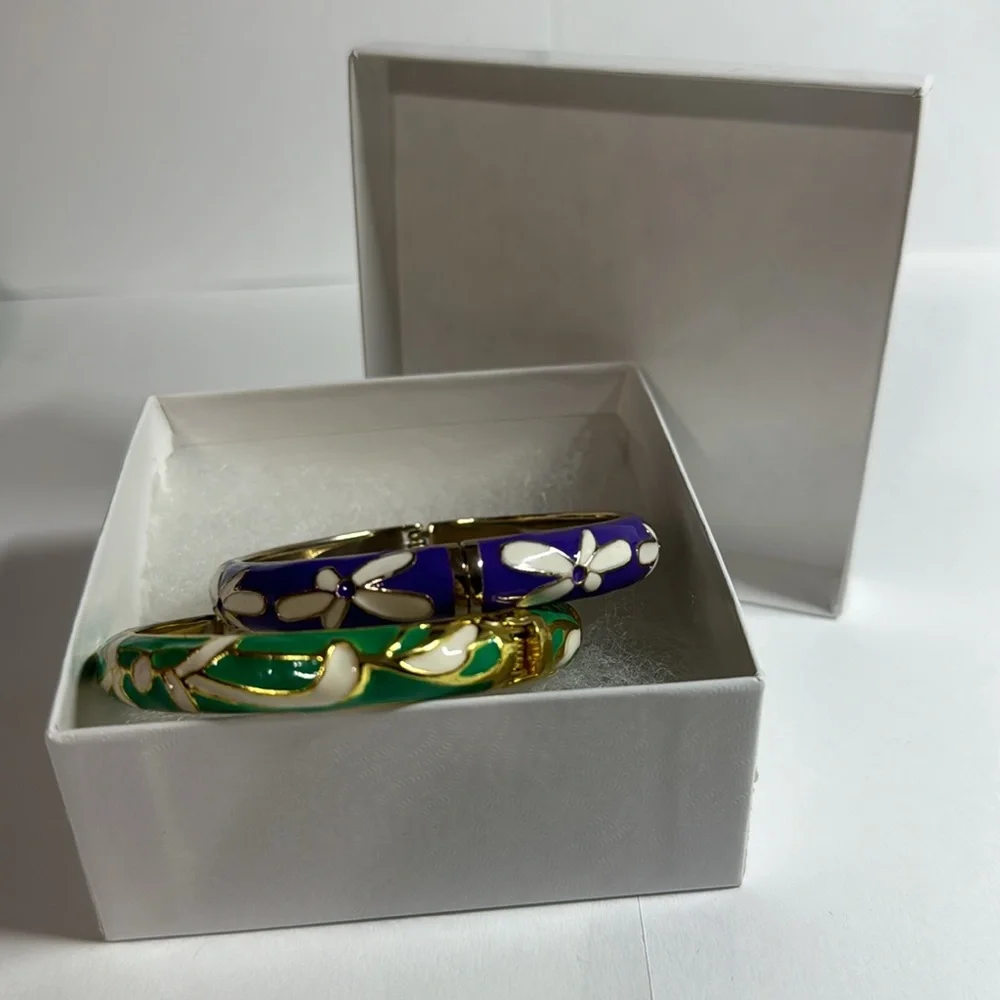Set‎ of 2 Purple Green Enamel Snap Shut Bracelets